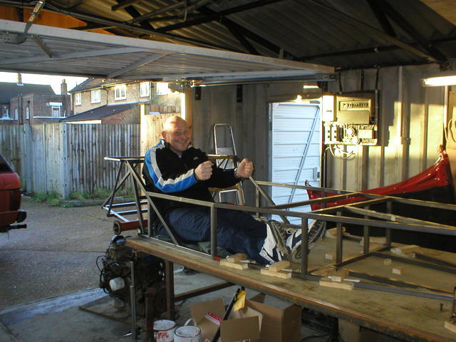 Dave in Chassis 24/01/04